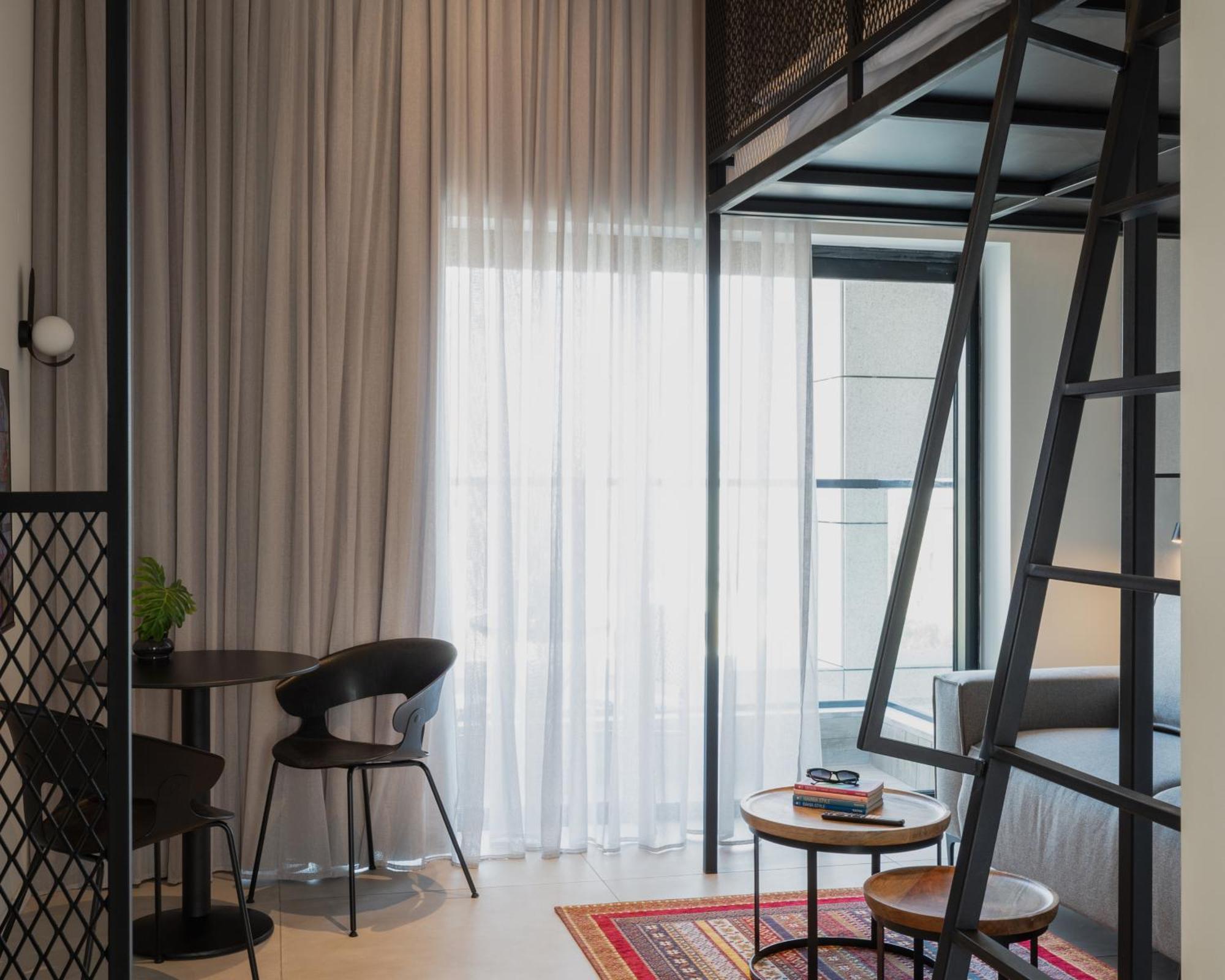 Tayo Studios & Apartments Bat Yam Bagian luar foto