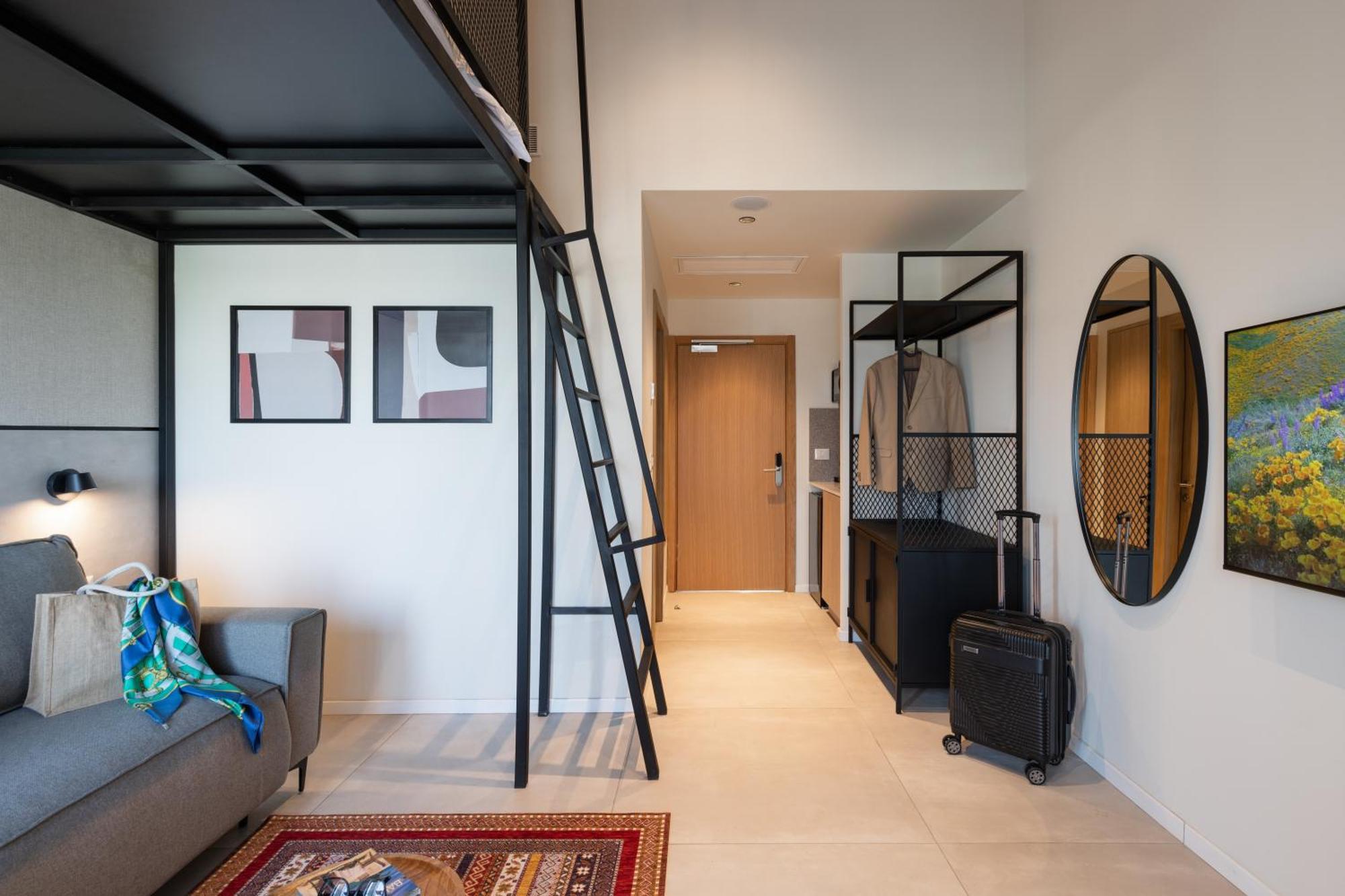 Tayo Studios & Apartments Bat Yam Bagian luar foto
