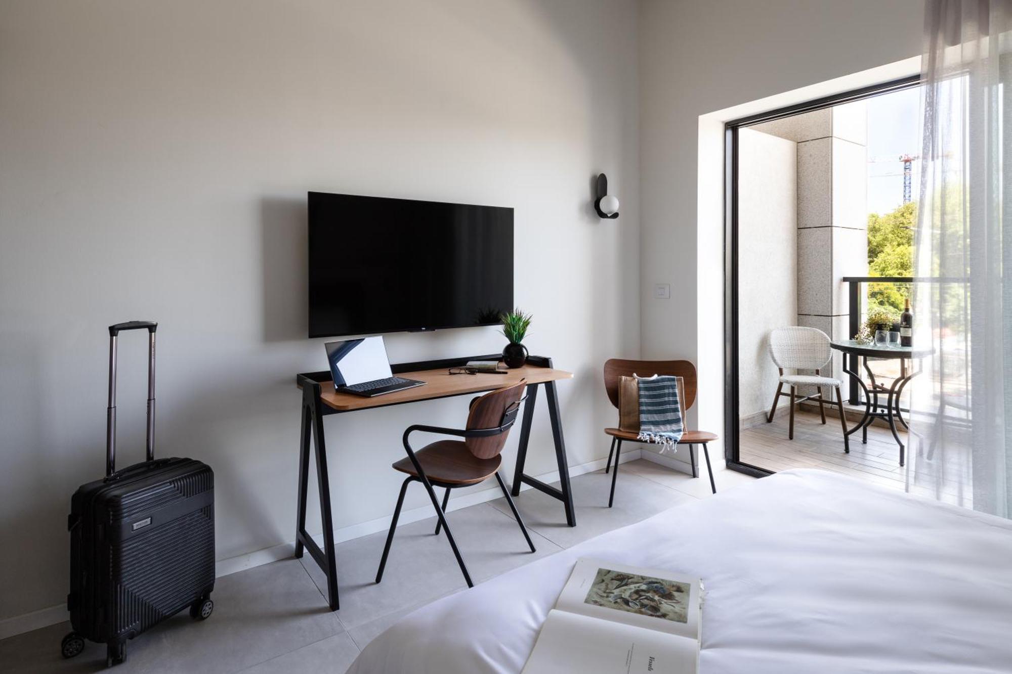 Tayo Studios & Apartments Bat Yam Bagian luar foto