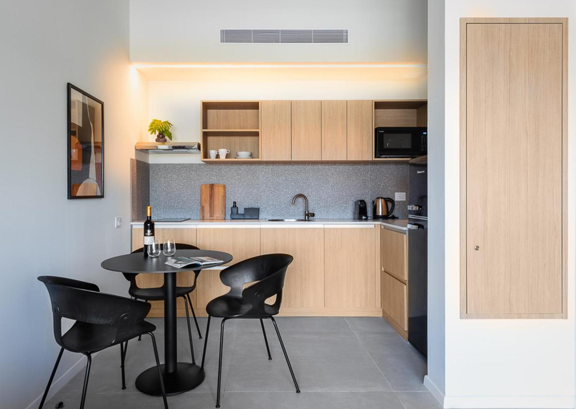 Tayo Studios & Apartments Bat Yam Bagian luar foto
